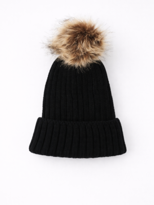 caciula pentru copii baieti fete fetite baietei neagra cu ciucure tricotata leia