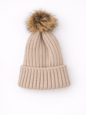 caciula pentru copii baieti fete fetite baietei bej cu ciucure tricotata leia