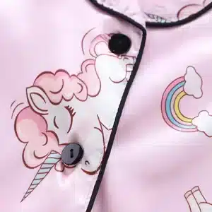 Pijama de satin cu unicorn silky roz