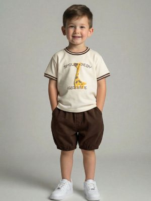 set cu tricou si pantaloni scurti giraffe