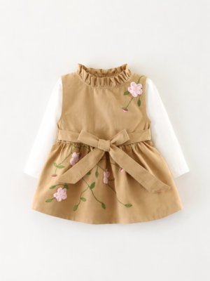 set cu rochie sarafan bej si bluza alba blossom