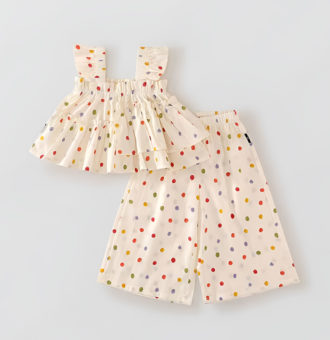 set de vara cu maieu cu volane si pantaloni lungi dots