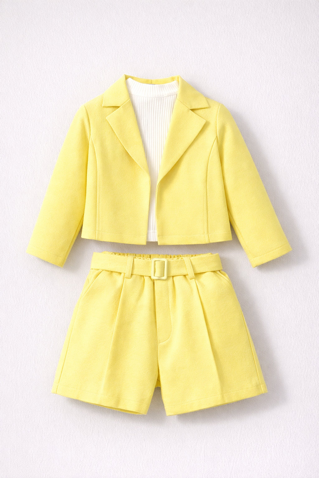 set costum galben pentru fetite fete maieu sacou pantaloni scurti moni set costum galben pentru fetite fete maieu sacou pantaloni scurti moni