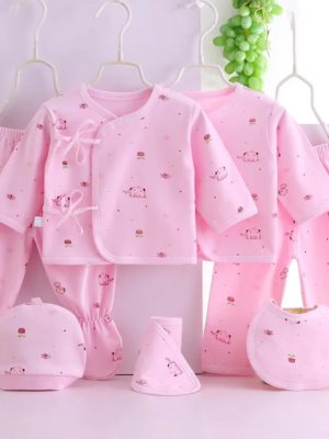 set cadou de sapte 7 piese pentru bebelusi nou-nascuti roz cu imprimeu baby