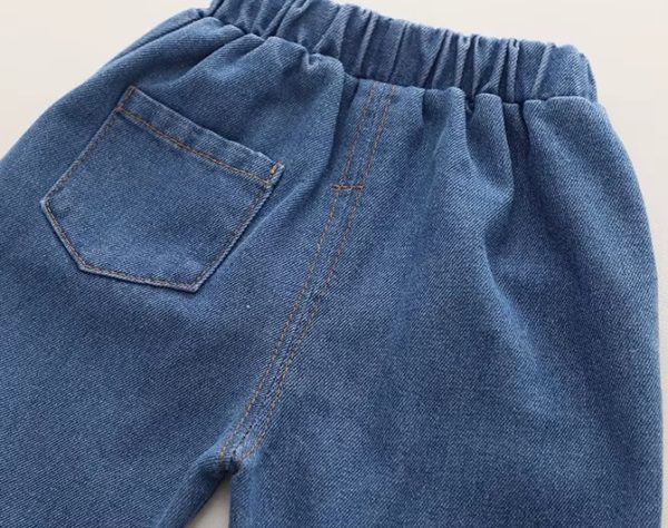 set cu camasa alba si blugi albastri lungi set de doua piese compleu baieti baietei billy