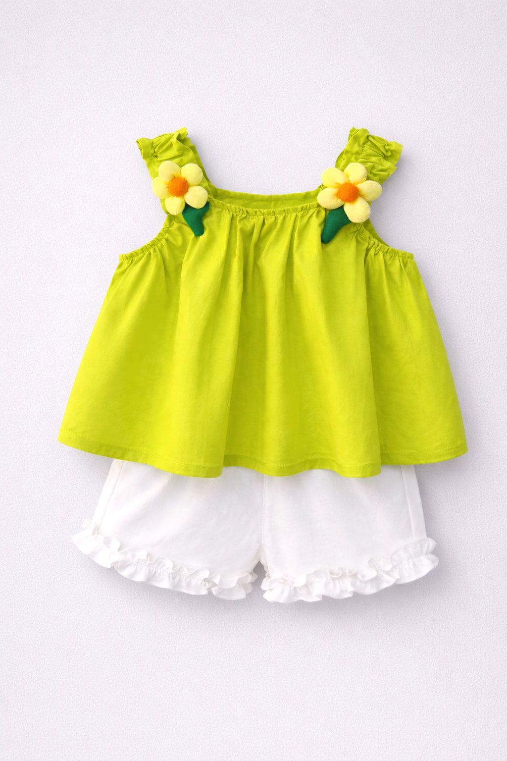 Compleu de vara cu flori si volane Compleu de vara cu flori si volane