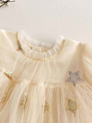 rochie cu stelute stralucitoare si tul mia