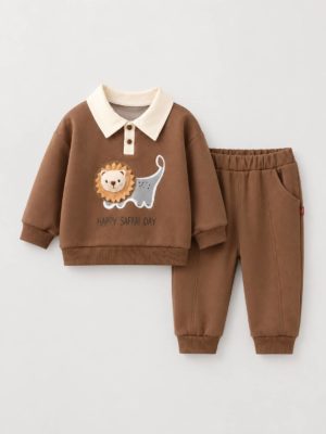 set cu doua piese pentru baietei compleu maro cu maneci lungi pentru baieti copii pantaloni sport maro Lion